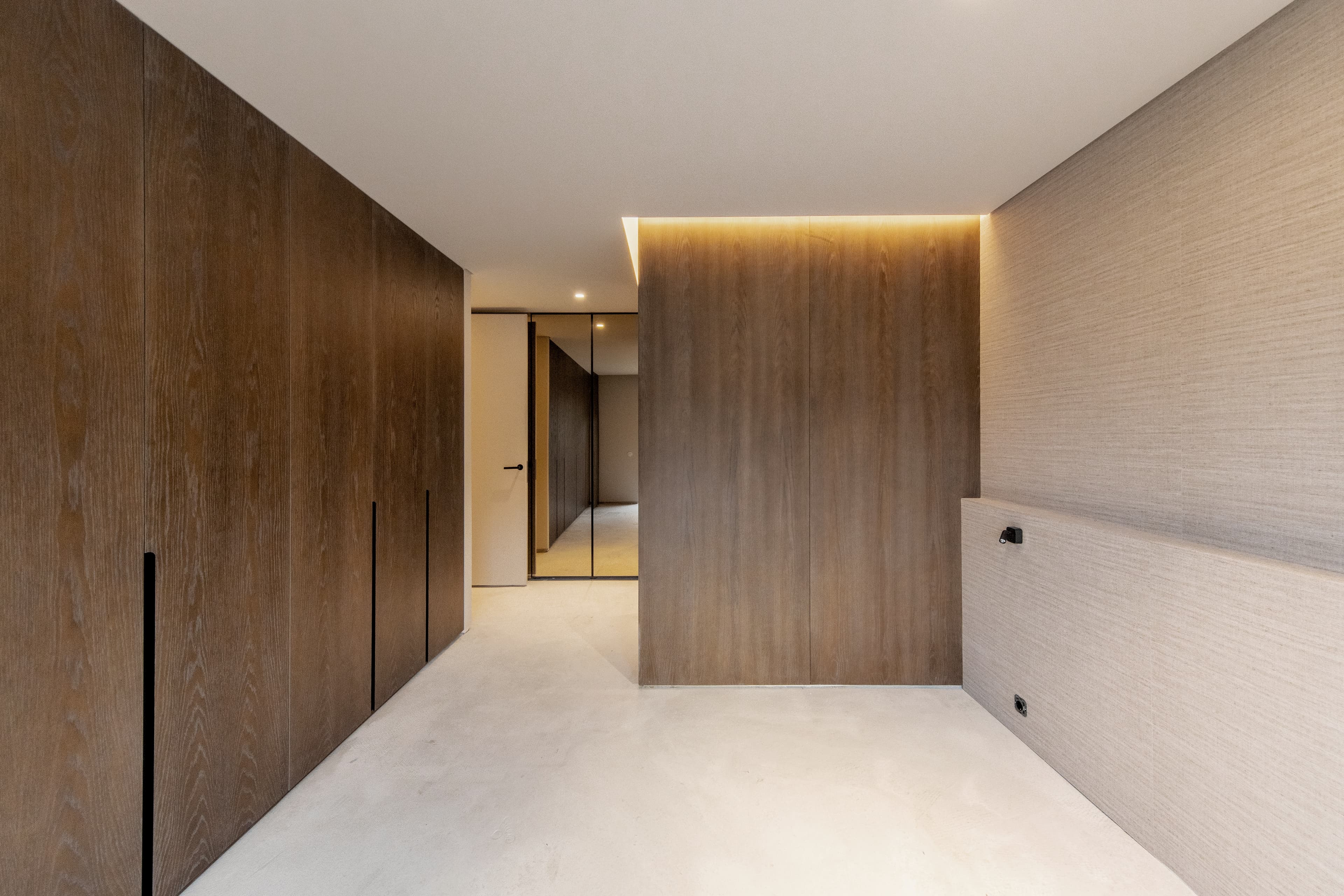 Elegant & Timeless Duplex - Image 2