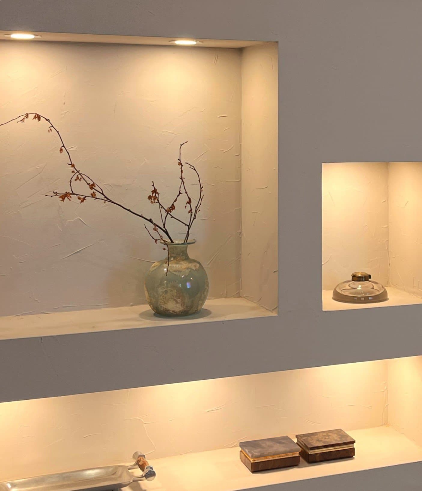 Curated Objects & Restauration Atelier - Image 1