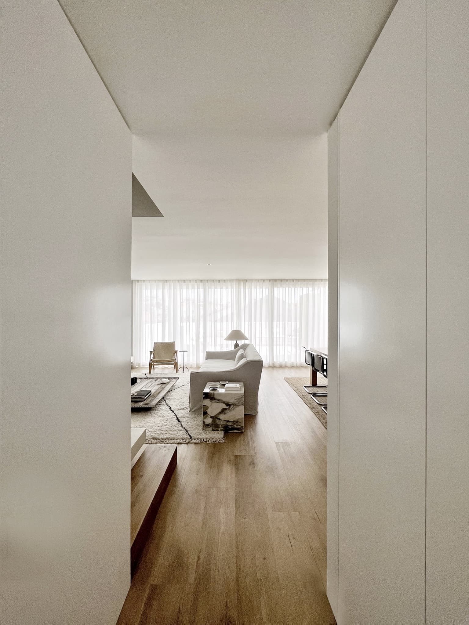 Contemporary City House - Image 3