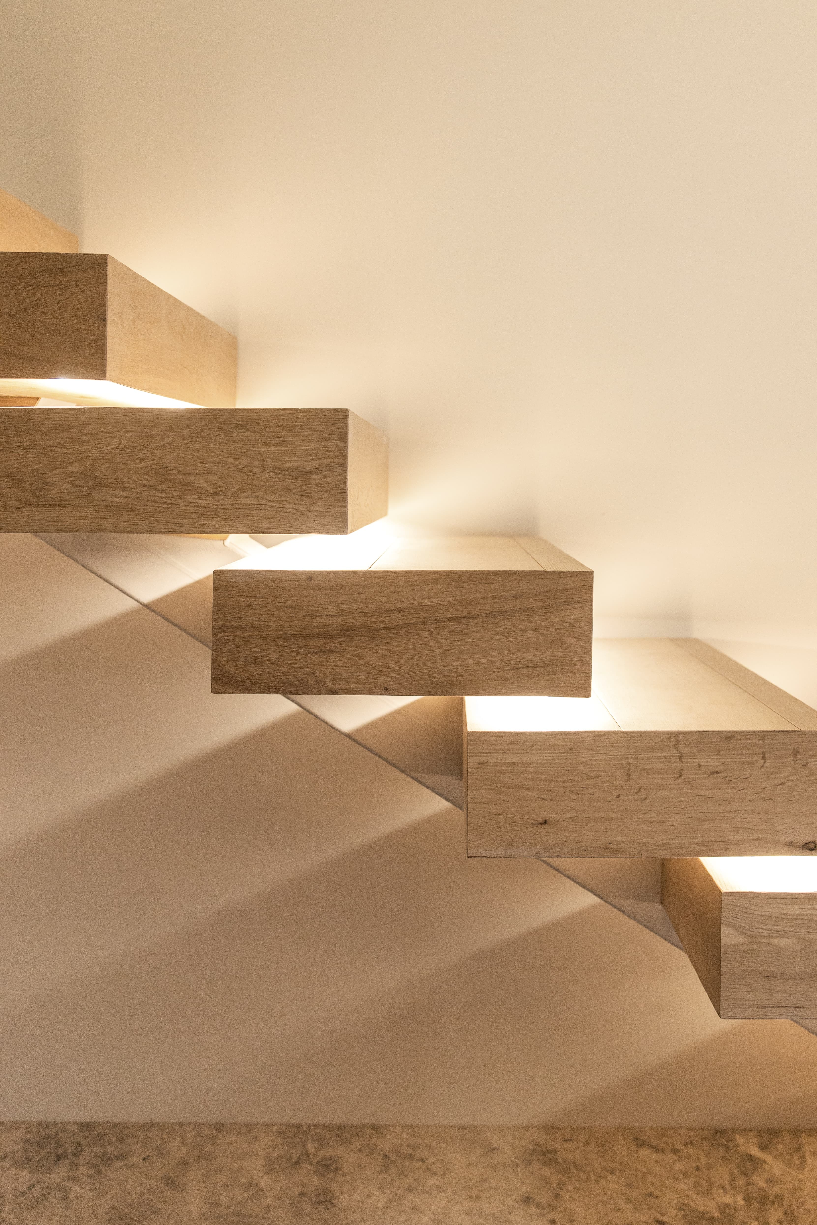 Elegant & Timeless Duplex - Image 13