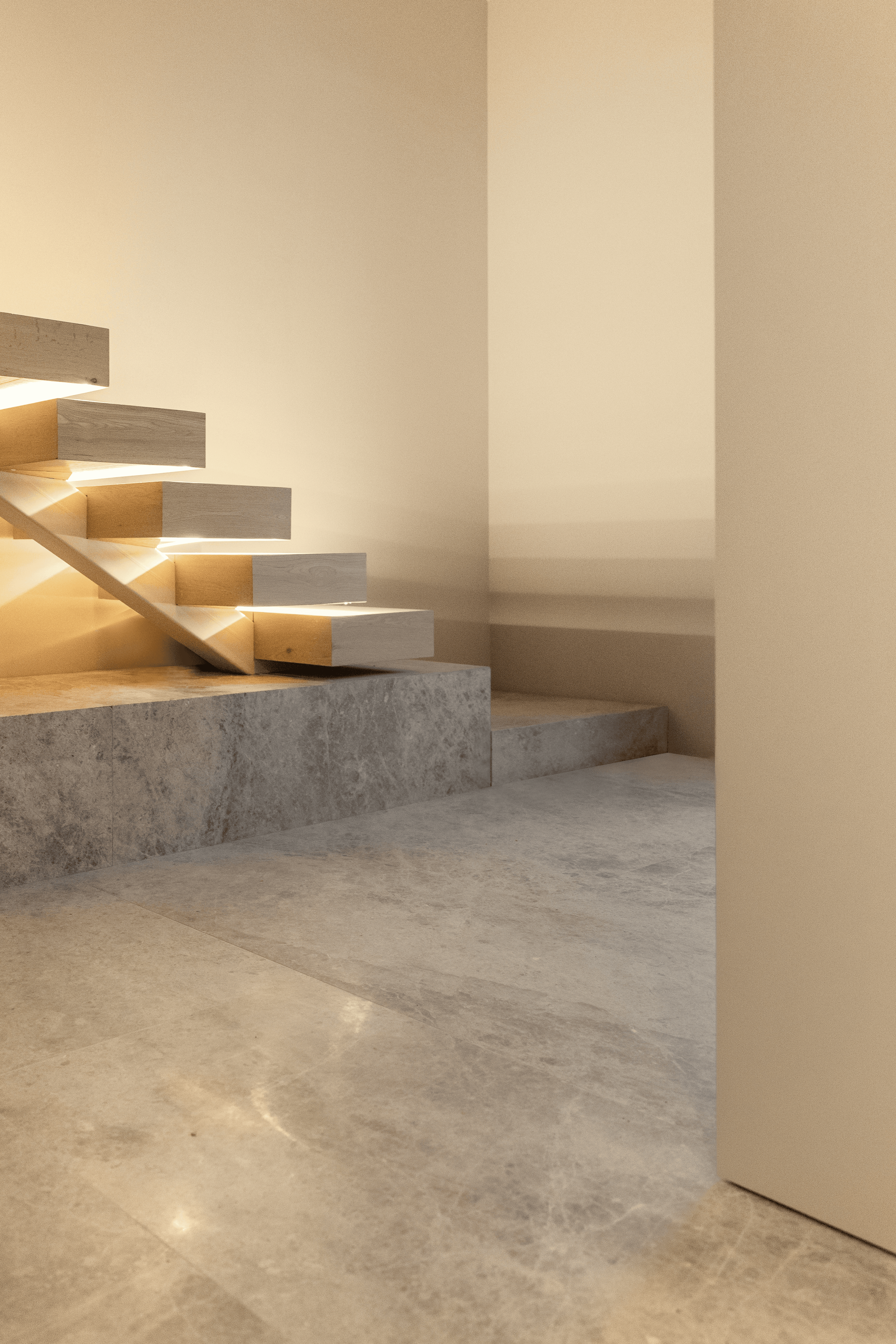 Elegant & Timeless Duplex - Image 14